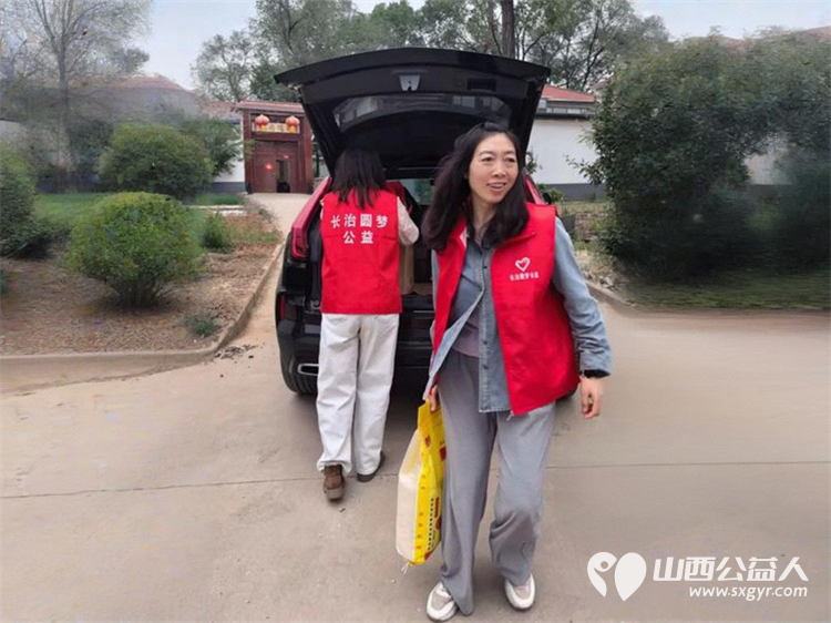 五月传温情公益暖桑榆 长治圆梦公益协会的志愿者们带着满满的关怀与物资走进长治县白家沟村为困难老人残疾家庭送去温暖与慰藉用实际行动传递公益力量 - 第19张 - 山西公益人 五月传温情公益暖桑榆 长治圆梦公益协会的志愿者们带着满满的关怀与物资走进长治县白家沟村为困难老人残疾家庭送去温暖与慰藉用实际行动传递公益力量 - 第19张