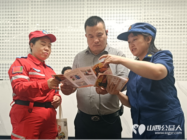 志愿护航守平安防灾减灾显担当----吕梁市中志协救援队助力“5·12”消防宣传及重点场所实操培训活动 - 第4张