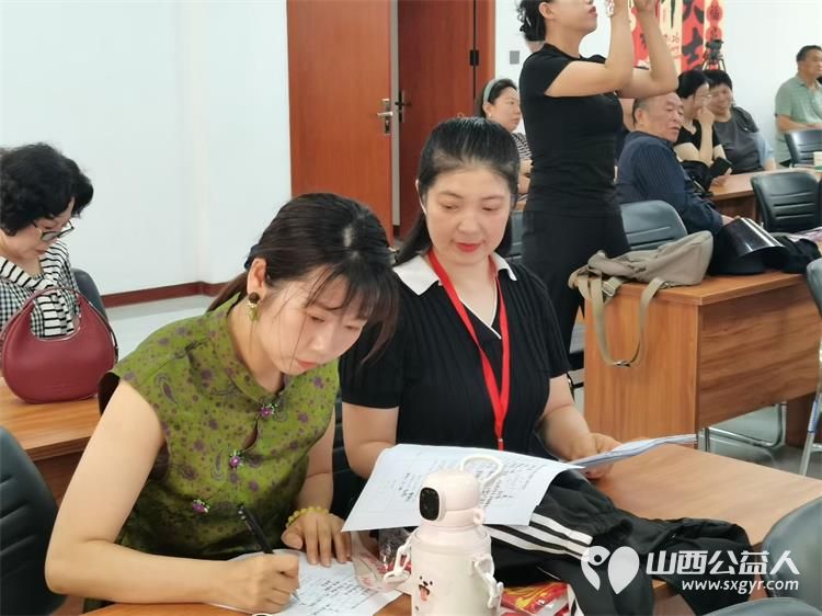 传承雷锋精神争做少年新先锋 雷锋杂志社山西（太原）工作部、太原市烛光志愿服务中心等单位迎六一“雷小锋”宣讲员竞演活动圆满举行 - 第20张