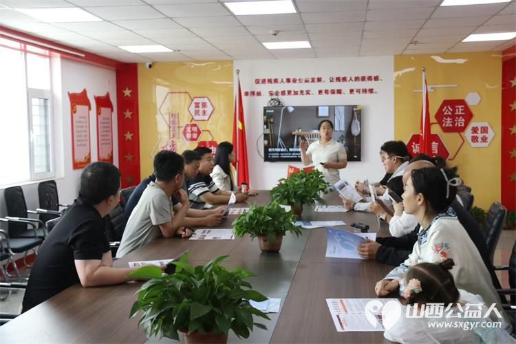 太原晋腾会腾势车友会带着米面油等各种生活物资走进太原市灵星康复中心为孩子们包饺子让孩子们吃上了香喷喷的饺子 - 第3张