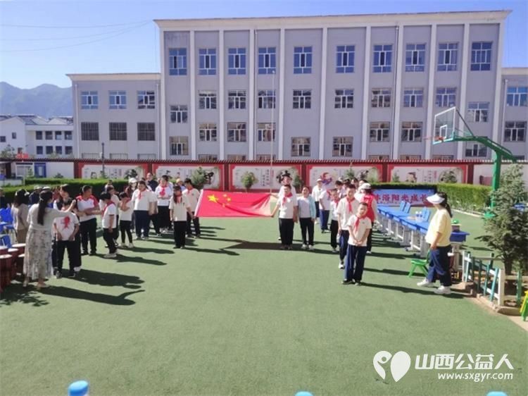 浑源县残联扶残助残志愿者协会联合浑源多部门联动开展助残助学活动3000元企业赞助4700元物资送到浑源县特殊教育学校 - 第4张