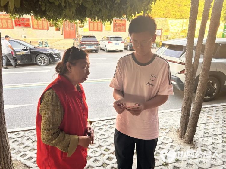 只为看到你的笑脸 阳泉市义工联合会走进阳泉市城区郊区和高新区入户发放2026年助学金 - 第14张 - 山西公益人 只为看到你的笑脸 阳泉市义工联合会走进阳泉市城区郊区和高新区入户发放2026年助学金 - 第14张
