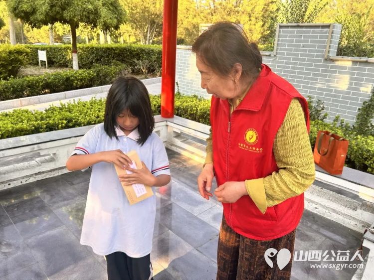 只为看到你的笑脸 阳泉市义工联合会走进阳泉市城区郊区和高新区入户发放2026年助学金 - 第11张 - 山西公益人 只为看到你的笑脸 阳泉市义工联合会走进阳泉市城区郊区和高新区入户发放2026年助学金 - 第11张