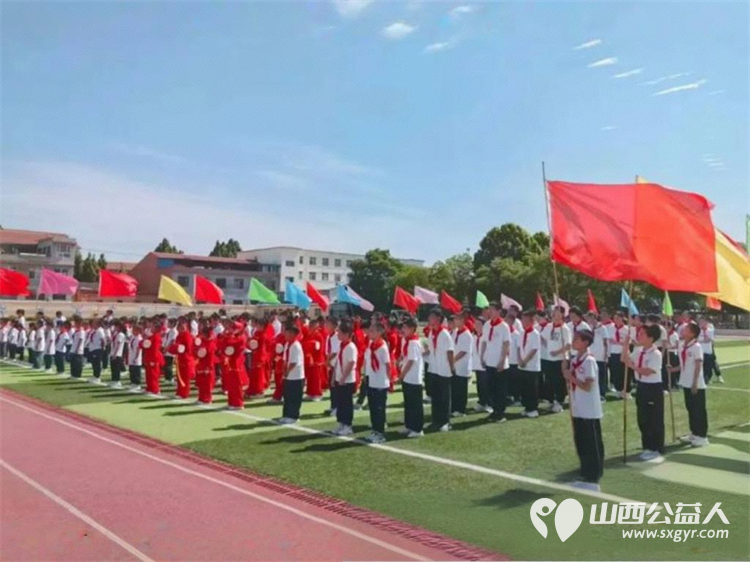 善行暖校园爱心伴成长----山西省晋城市新天和康养集团走进寺庄小学开展爱心捐赠活动有效补齐了我校教学文体物资短板为乡村教育发展注入了温暖力量 - 第2张