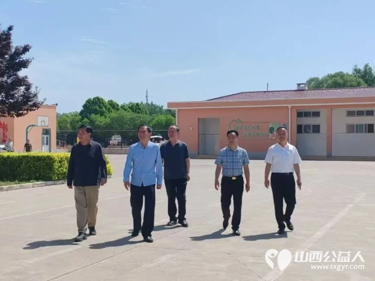 善行暖校园爱心伴成长----山西省晋城市新天和康养集团走进寺庄小学开展爱心捐赠活动有效补齐了我校教学文体物资短板为乡村教育发展注入了温暖力量 - 第8张