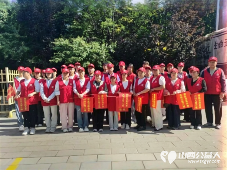 暖心助考助梦启航----6月7日临汾市文明交通志愿者协会组织273名志愿者奔赴各个考点开展爱心护考志愿服务用暖心行动为广大考生保驾护航 - 第2张 - 山西公益人 暖心助考助梦启航----6月7日临汾市文明交通志愿者协会组织273名志愿者奔赴各个考点开展爱心护考志愿服务用暖心行动为广大考生保驾护航 - 第2张