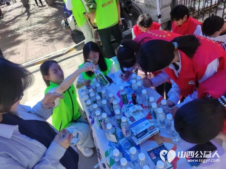 山西顺风公益协会2026爱心助考:三日坚守温情护航青春逐梦彰显着顺风公益的社会责任与公益初心将继续传递善意为社会送去更多温暖 - 第33张 - 山西公益人 山西顺风公益协会2026爱心助考:三日坚守温情护航青春逐梦彰显着顺风公益的社会责任与公益初心将继续传递善意为社会送去更多温暖 - 第33张