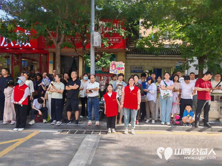 感谢所有在十五中助力高考的太原市志愿者小分队志愿者愿这份善意与温暖化作考生们笔下的生花妙笔也愿每一位默默奉献的志愿者在未来的日子里被世界温柔以待 - 第34张 - 山西公益人 感谢所有在十五中助力高考的太原市志愿者小分队志愿者愿这份善意与温暖化作考生们笔下的生花妙笔也愿每一位默默奉献的志愿者在未来的日子里被世界温柔以待 - 第34张