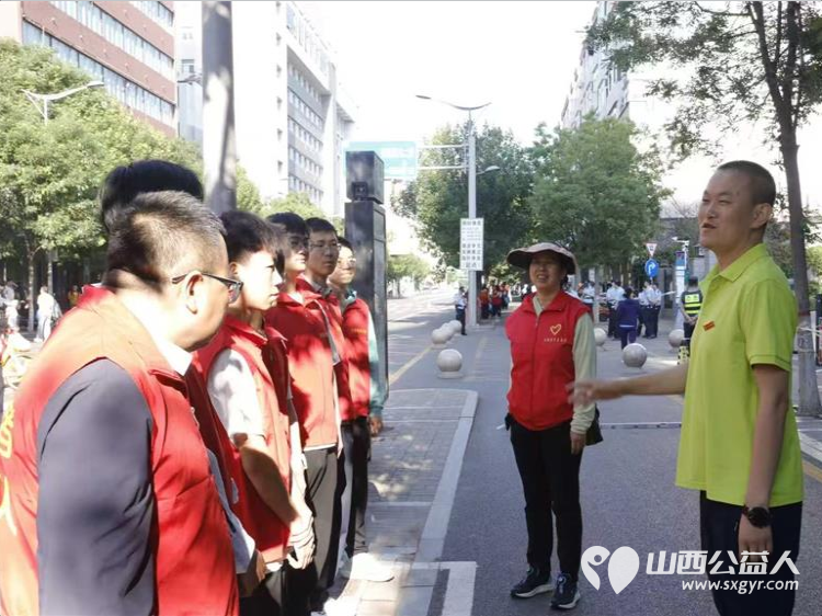 感谢所有在十五中助力高考的太原市志愿者小分队志愿者愿这份善意与温暖化作考生们笔下的生花妙笔也愿每一位默默奉献的志愿者在未来的日子里被世界温柔以待 - 第4张 - 山西公益人 感谢所有在十五中助力高考的太原市志愿者小分队志愿者愿这份善意与温暖化作考生们笔下的生花妙笔也愿每一位默默奉献的志愿者在未来的日子里被世界温柔以待 - 第4张