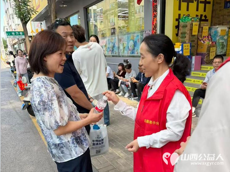 感谢所有在十五中助力高考的太原市志愿者小分队志愿者愿这份善意与温暖化作考生们笔下的生花妙笔也愿每一位默默奉献的志愿者在未来的日子里被世界温柔以待 - 第24张 - 山西公益人 感谢所有在十五中助力高考的太原市志愿者小分队志愿者愿这份善意与温暖化作考生们笔下的生花妙笔也愿每一位默默奉献的志愿者在未来的日子里被世界温柔以待 - 第24张