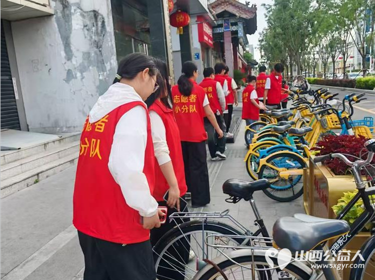 感谢所有在十五中助力高考的太原市志愿者小分队志愿者愿这份善意与温暖化作考生们笔下的生花妙笔也愿每一位默默奉献的志愿者在未来的日子里被世界温柔以待 - 第9张 - 山西公益人 感谢所有在十五中助力高考的太原市志愿者小分队志愿者愿这份善意与温暖化作考生们笔下的生花妙笔也愿每一位默默奉献的志愿者在未来的日子里被世界温柔以待 - 第9张