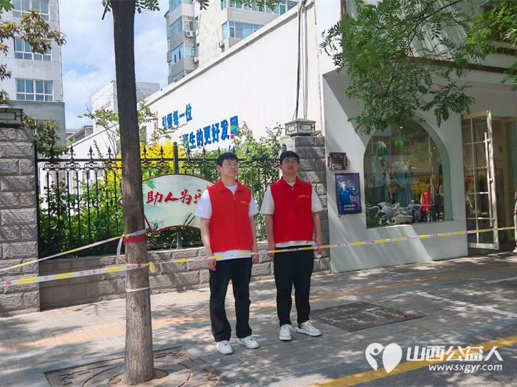 感谢所有在十五中助力高考的太原市志愿者小分队志愿者愿这份善意与温暖化作考生们笔下的生花妙笔也愿每一位默默奉献的志愿者在未来的日子里被世界温柔以待 - 第14张 - 山西公益人 感谢所有在十五中助力高考的太原市志愿者小分队志愿者愿这份善意与温暖化作考生们笔下的生花妙笔也愿每一位默默奉献的志愿者在未来的日子里被世界温柔以待 - 第14张