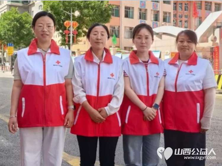 志愿红护航逐梦路暖心服务为高考添温----中志协应急委柳林服务队圆满完成2026年高考应急保障志愿服务工作捐赠矿泉水50箱充分展现了柳林本土志愿队伍的良好风貌与城市文明温度 - 第2张 - 山西公益人 志愿红护航逐梦路暖心服务为高考添温----中志协应急委柳林服务队圆满完成2026年高考应急保障志愿服务工作捐赠矿泉水50箱充分展现了柳林本土志愿队伍的良好风貌与城市文明温度 - 第2张