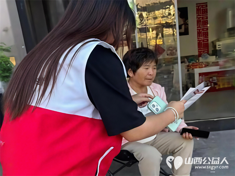 古城文脉遇上阅读之光 | 太原市古县城晋阳书院与山西省红十字全民阅读志愿服务队联合举办读书会暨全民阅读推广活动 - 第10张 - 山西公益人 古城文脉遇上阅读之光 | 太原市古县城晋阳书院与山西省红十字全民阅读志愿服务队联合举办读书会暨全民阅读推广活动 - 第10张
