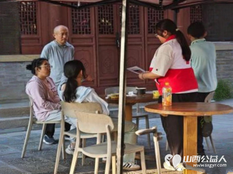 古城文脉遇上阅读之光 | 太原市古县城晋阳书院与山西省红十字全民阅读志愿服务队联合举办读书会暨全民阅读推广活动 - 第6张 - 山西公益人 古城文脉遇上阅读之光 | 太原市古县城晋阳书院与山西省红十字全民阅读志愿服务队联合举办读书会暨全民阅读推广活动 - 第6张