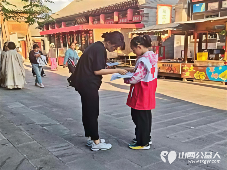 古城文脉遇上阅读之光 | 太原市古县城晋阳书院与山西省红十字全民阅读志愿服务队联合举办读书会暨全民阅读推广活动 - 第3张 - 山西公益人 古城文脉遇上阅读之光 | 太原市古县城晋阳书院与山西省红十字全民阅读志愿服务队联合举办读书会暨全民阅读推广活动 - 第3张