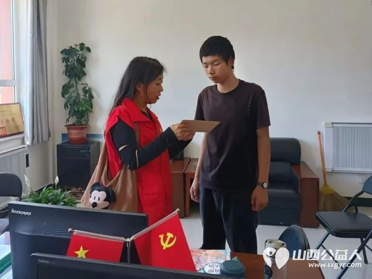 只为看到你的笑脸 阳泉市义工联合会走进平定县岔口乡、张庄镇入户发放2026年助学金为困境学子撑起求学微光 - 第14张