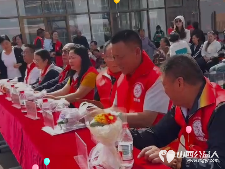 关爱特殊儿童点亮美好童年 长治市善泽留守困境儿童救助协会公益关爱行动奔赴屯留区河神庙特殊教育学校为这里的折翼天使们送上专属的节日祝福与暖心陪伴 - 第19张