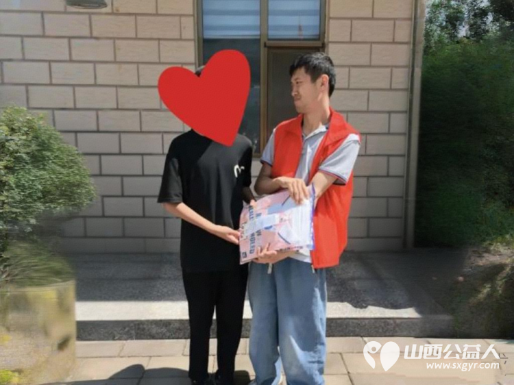 夏日送暖相伴成长----长治市阳光困境儿童帮扶协会给屯留区困境儿童发放夏季爱心物资夏季半袖长裤爱心物资包圆满完成 - 第3张