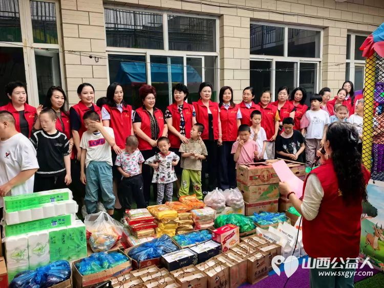 暖心相伴关爱同行守护特殊儿童纯真童年----长治市爱心妈妈志愿服务协会走进启明星智障儿童托养中心开展爱心帮扶活动捐助现金3000元个人捐助现金1000元及各种生活物资 - 第1张