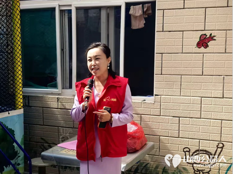 暖心相伴关爱同行守护特殊儿童纯真童年----长治市爱心妈妈志愿服务协会走进启明星智障儿童托养中心开展爱心帮扶活动捐助现金3000元个人捐助现金1000元及各种生活物资 - 第11张