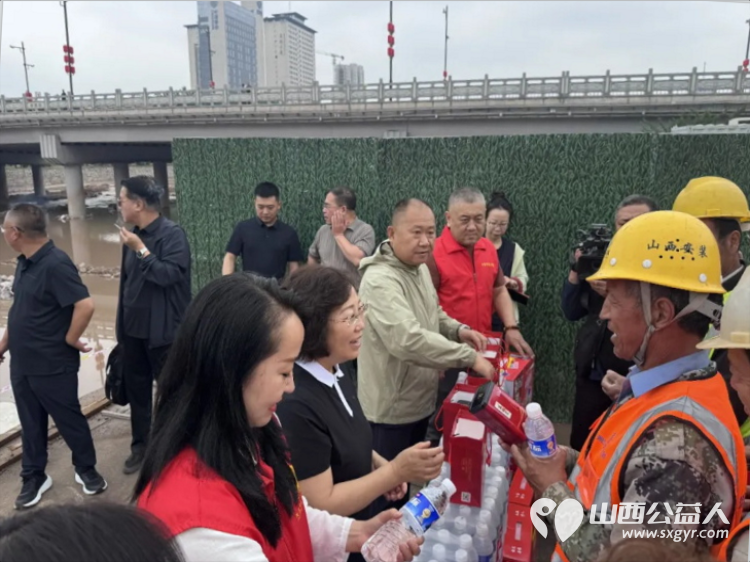 致敬建设者｜阳泉义工联合会开展第44期保护母亲河活动在河长制主题公园开展阳泉市义工联合会参加了桃河生态修复项目工程慰问活动 - 第7张