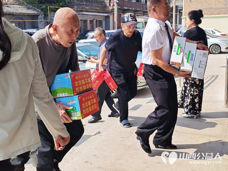 粽叶飘香迎端午公益送温情爱暖敬老院----2026年6月17日介休市敬老协会志愿者抵达义棠镇区域养老服务中心为院内老人送上粽子牛奶馍片等丰富慰问物资 - 第20张 - 山西公益人 粽叶飘香迎端午公益送温情爱暖敬老院----2026年6月17日介休市敬老协会志愿者抵达义棠镇区域养老服务中心为院内老人送上粽子牛奶馍片等丰富慰问物资 - 第20张