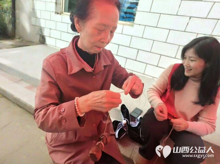 棕香四溢情暖水北村----晋城市为老服务协会暖心开展端午志愿服务活动走进水北村开展志愿活动用贴心陪伴温情文艺为村里的乡亲们送上浓浓的端午暖意 - 第8张 - 山西公益人 棕香四溢情暖水北村----晋城市为老服务协会暖心开展端午志愿服务活动走进水北村开展志愿活动用贴心陪伴温情文艺为村里的乡亲们送上浓浓的端午暖意 - 第8张