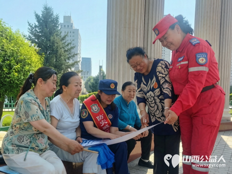 人人讲安全个个会应急｜吕梁市中志协救援队联合离石消防开展安全生产月主题宣传活动常态化参与防灾减灾消防安全应急避险隐患科普各类公益活动 - 第4张