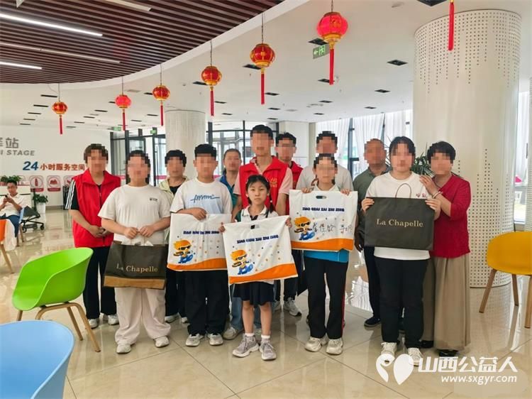 阳光长治·相伴成长 长治市阳光困境儿童帮扶协会为潞州区上党区平顺县沁县四个区县的困境儿童夏季温暖包集中发放温情守护童心 - 第1张 - 山西公益人 阳光长治·相伴成长 长治市阳光困境儿童帮扶协会为潞州区上党区平顺县沁县四个区县的困境儿童夏季温暖包集中发放温情守护童心 - 第1张