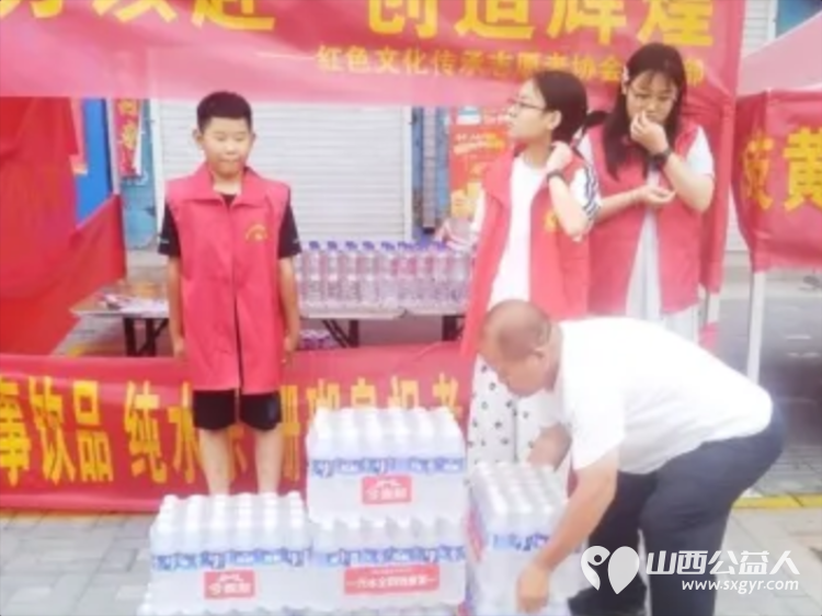 先锋力量 丨共青团吕梁市委部署各县市区团组织460余名青年志愿者全城守护暖心相伴传递着共青团组织和青年志愿者对考生的关爱与祝福 - 第27张