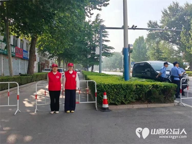 潞城区正能量公益协会以志愿之名为七一献礼为中考护航以暖心志愿行动助力考生顺利应考彰显党建引领公益服务的担当与风采 - 第16张