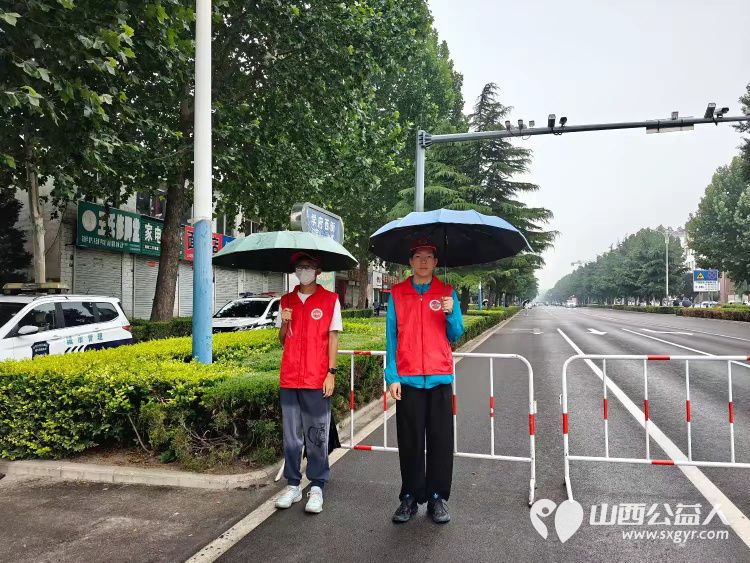 潞城区正能量公益协会以志愿之名为七一献礼为中考护航以暖心志愿行动助力考生顺利应考彰显党建引领公益服务的担当与风采 - 第17张