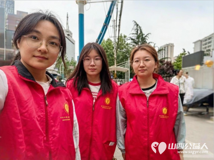 爱心护学岗暖心护成长----2026年5月阳泉市义工联合会护学岗服务护学岗服务共35次91人次参加服务服务时长共计5460分钟守护着小学生的上学平安路 - 第1张