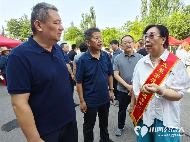 食安田头抓受益你我他 眼望丰收景白水杏儿香----太原学花志愿服务中心走进阳曲县南留南村举办医疗法律志愿进乡村现场义诊宣传活动为南留南村第二届采摘节赋能助力加油 - 第9张 - 山西公益人 食安田头抓受益你我他 眼望丰收景白水杏儿香----太原学花志愿服务中心走进阳曲县南留南村举办医疗法律志愿进乡村现场义诊宣传活动为南留南村第二届采摘节赋能助力加油 - 第9张