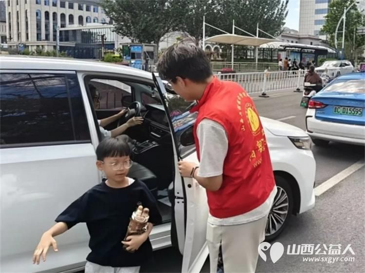 爱心护学岗暖心护成长----阳泉市义工联合会2026年6月组织阳泉义工参加护学岗服务守护着小学生的上学平安路 - 第20张 - 山西公益人 爱心护学岗暖心护成长----阳泉市义工联合会2026年6月组织阳泉义工参加护学岗服务守护着小学生的上学平安路 - 第20张