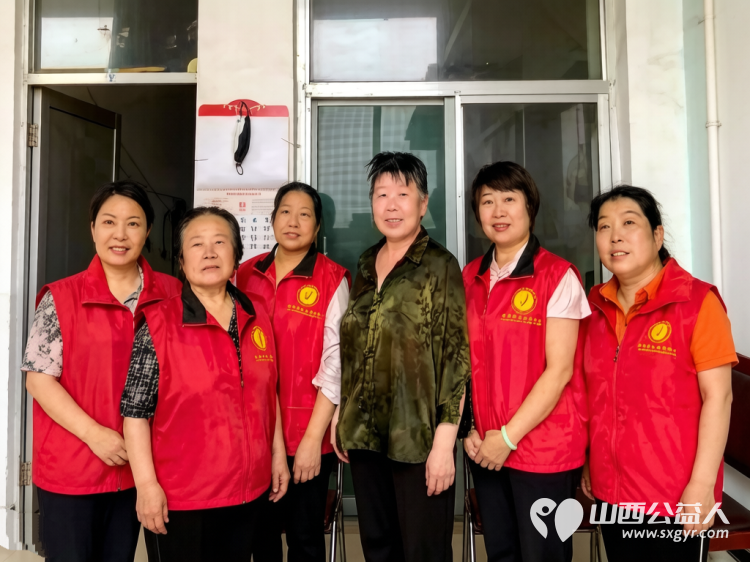 阳泉市义工联合会2026年6月幸福家园敬老服务40名义工服务了19次对新市街等社区的13位服务对象提供了志愿服务以平凡陪伴延续义工之间的真挚情谊 - 第5张 - 山西公益人 阳泉市义工联合会2026年6月幸福家园敬老服务40名义工服务了19次对新市街等社区的13位服务对象提供了志愿服务以平凡陪伴延续义工之间的真挚情谊 - 第5张