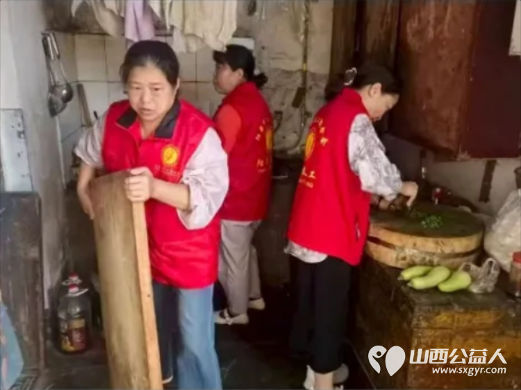 阳泉市义工联合会2026年6月幸福家园敬老服务40名义工服务了19次对新市街等社区的13位服务对象提供了志愿服务以平凡陪伴延续义工之间的真挚情谊 - 第7张 - 山西公益人 阳泉市义工联合会2026年6月幸福家园敬老服务40名义工服务了19次对新市街等社区的13位服务对象提供了志愿服务以平凡陪伴延续义工之间的真挚情谊 - 第7张