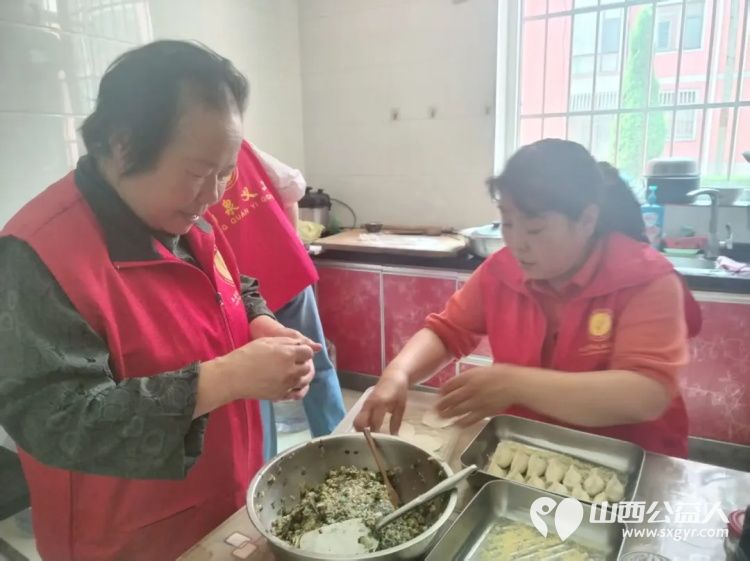 阳泉市义工联合会2026年6月幸福家园敬老服务40名义工服务了19次对新市街等社区的13位服务对象提供了志愿服务以平凡陪伴延续义工之间的真挚情谊 - 第36张 - 山西公益人 阳泉市义工联合会2026年6月幸福家园敬老服务40名义工服务了19次对新市街等社区的13位服务对象提供了志愿服务以平凡陪伴延续义工之间的真挚情谊 - 第36张
