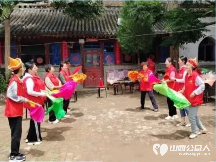 风雨同心助农售杏温情传递双向温暖----忻州市爱心公益协会帮助志愿者王秀平韩沟村家中60棵彩虹杏的采摘工作采摘杏子1100余斤捐赠至5所光荣院养老院及特殊教育学校 - 第26张 - 山西公益人 风雨同心助农售杏温情传递双向温暖----忻州市爱心公益协会帮助志愿者王秀平韩沟村家中60棵彩虹杏的采摘工作采摘杏子1100余斤捐赠至5所光荣院养老院及特殊教育学校 - 第26张