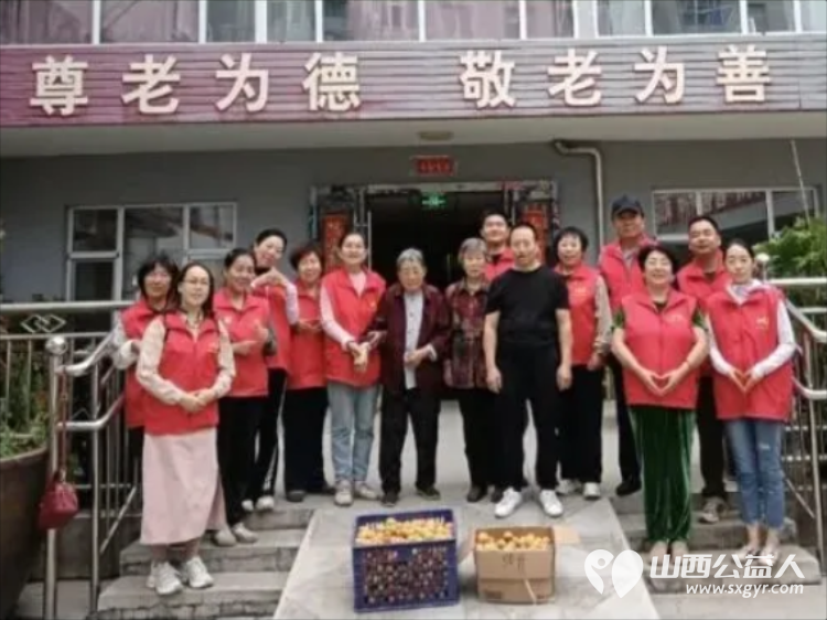 风雨同心助农售杏温情传递双向温暖----忻州市爱心公益协会帮助志愿者王秀平韩沟村家中60棵彩虹杏的采摘工作采摘杏子1100余斤捐赠至5所光荣院养老院及特殊教育学校 - 第32张 - 山西公益人 风雨同心助农售杏温情传递双向温暖----忻州市爱心公益协会帮助志愿者王秀平韩沟村家中60棵彩虹杏的采摘工作采摘杏子1100余斤捐赠至5所光荣院养老院及特殊教育学校 - 第32张