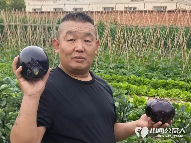 一碗热面暖人心文化健体添温情----长治市小雨点公益志愿者协会思源组7月6日在长治市雨花斋二部开展免费供餐暖心公益活动 - 第3张