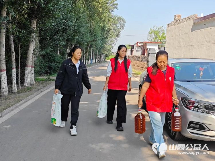 红心向党暖桑榆敬老志愿献礼七一 介休市敬老协会前往义安镇开展走访慰问看望高龄困难老党员送上慰问物资与节日祝福详细询问老人身体状况和生活所需倾听他们的心声 - 第11张