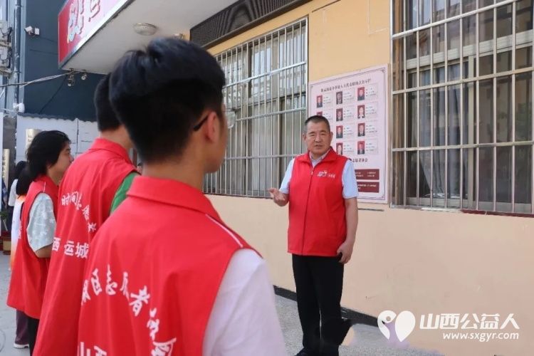 盐湖区志愿者协会开展困境家庭环境卫生清理志愿服务活动帮助残疾人家庭打扫卫生改善居住环境以实际行动传递社会温暖 - 第1张 - 山西公益人 盐湖区志愿者协会开展困境家庭环境卫生清理志愿服务活动帮助残疾人家庭打扫卫生改善居住环境以实际行动传递社会温暖 - 第1张