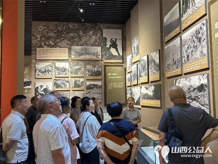 传承西沟精神坚守初心使命----长治市正能量公益协会组织志愿者赴平顺西沟开展红色研学实践活动实地感悟西沟精神走访慰问村内高龄老党员以暖心慰问传递温情 - 第21张
