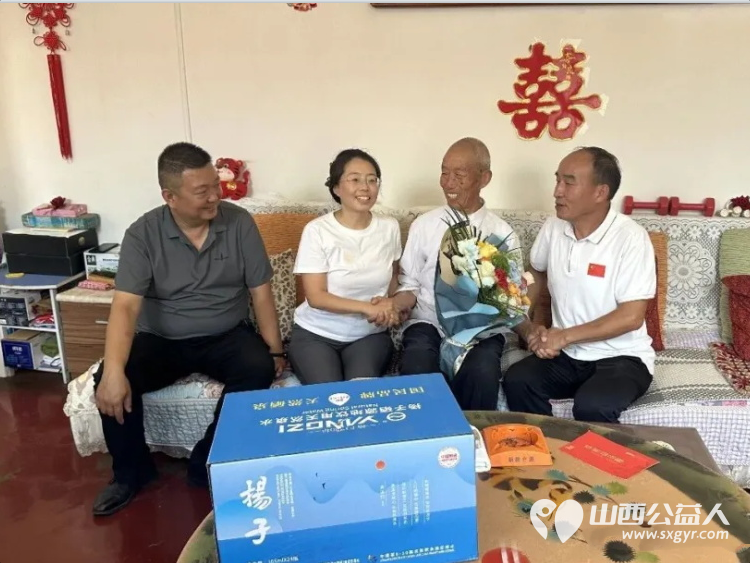 传承西沟精神坚守初心使命----长治市正能量公益协会组织志愿者赴平顺西沟开展红色研学实践活动实地感悟西沟精神走访慰问村内高龄老党员以暖心慰问传递温情 - 第7张