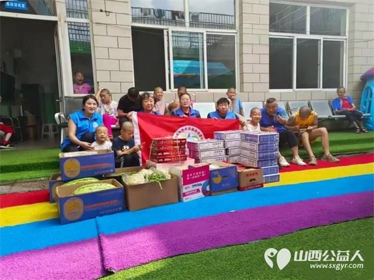 让世界充满爱心系折翼天使----长治市小雨点公益志愿者协会来到启明星智障儿童托管中心看望生活在那里可爱的孩子们为他们送去了关愛 - 第1张 - 山西公益人 让世界充满爱心系折翼天使----长治市小雨点公益志愿者协会来到启明星智障儿童托管中心看望生活在那里可爱的孩子们为他们送去了关愛 - 第1张