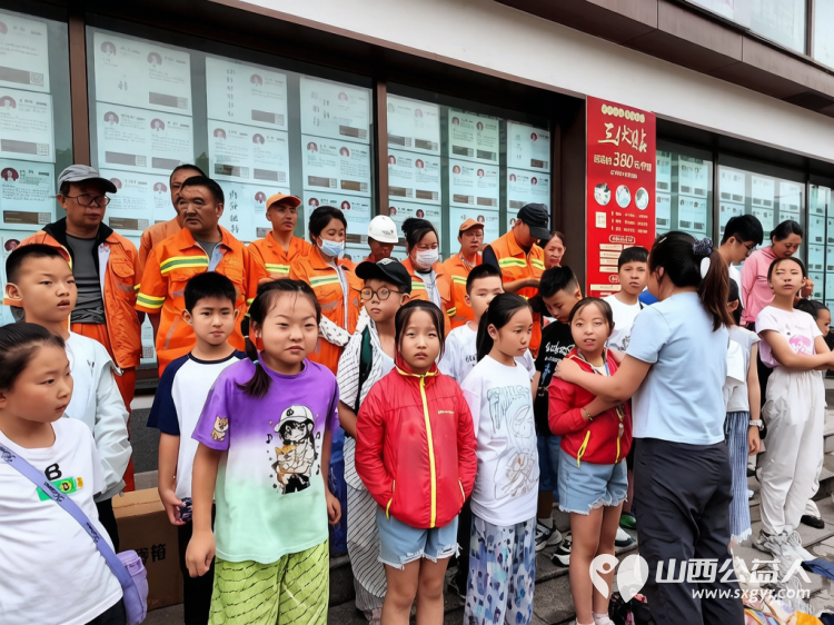 省一天零用钱送环卫工人一份清凉----小店区营盘街道南内环街二社区“营在未来”未成年人暑期实践主题活动 - 第4张 - 山西公益人 省一天零用钱送环卫工人一份清凉----小店区营盘街道南内环街二社区“营在未来”未成年人暑期实践主题活动 - 第4张
