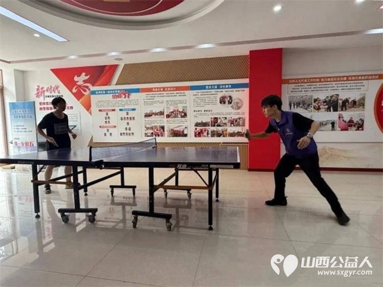 盐湖区志愿者协会联合运城学院应用化学系组织三下乡实践活动 参观协会阵地学习先进事迹开展交通法规宣传开展环境整治活动陪伴困境儿童爱心早餐免费发放服务 - 第7张