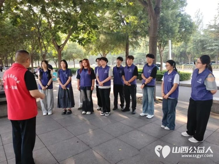 盐湖区志愿者协会联合运城学院应用化学系组织三下乡实践活动 参观协会阵地学习先进事迹开展交通法规宣传开展环境整治活动陪伴困境儿童爱心早餐免费发放服务 - 第12张